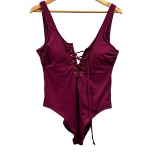 California Waves NWT  Ribbed Burgandy Lace Front One piece swimsuit size XL